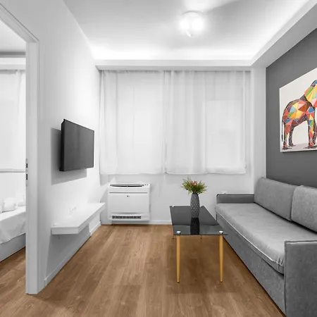 Denizen, Nilie Hospitality Mgmt * Szaloniki