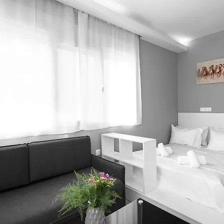 Denizen, Nilie Hospitality Mgmt Apartman Szaloniki